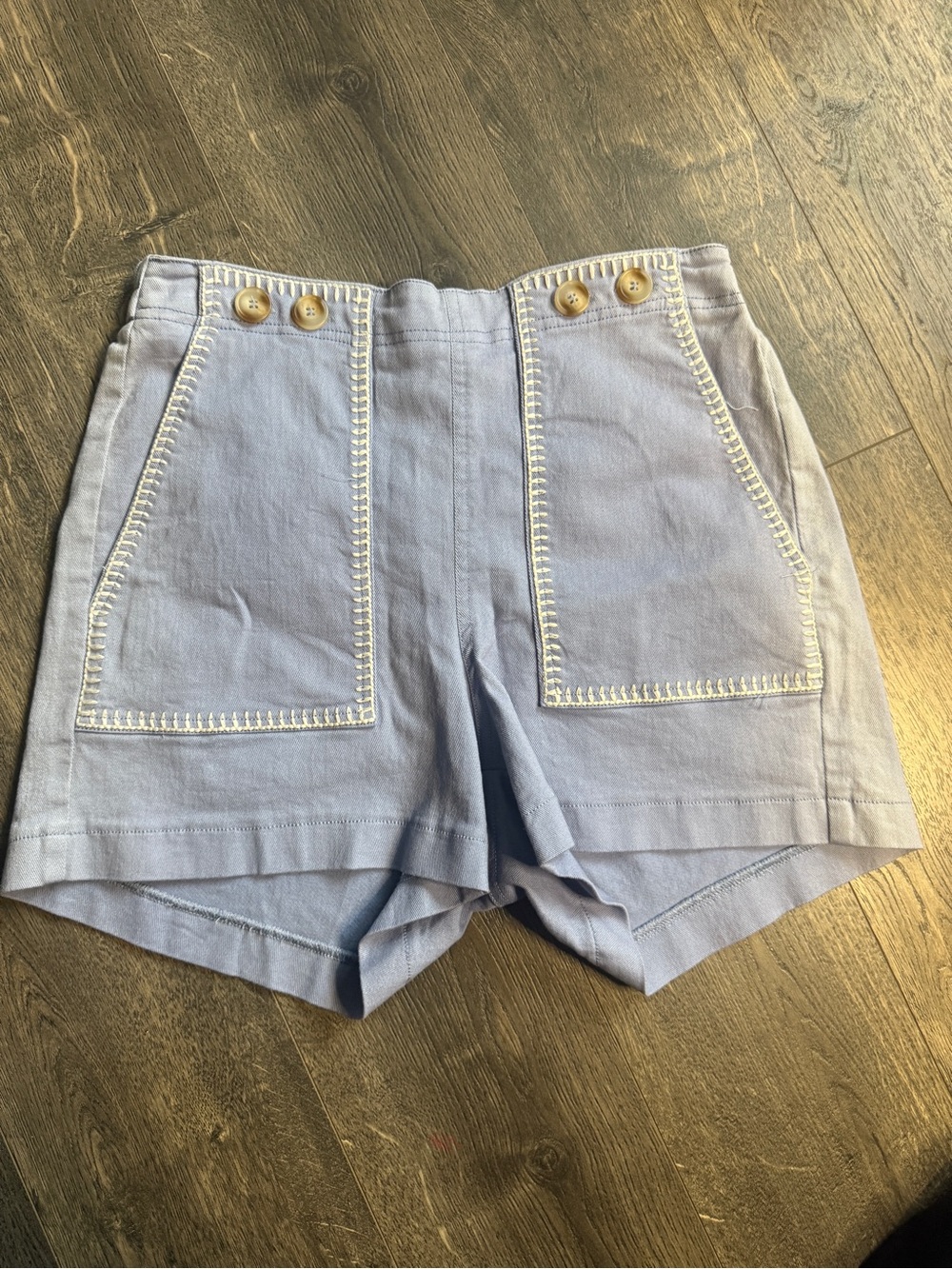 High-Waist Light Blue Cotton Blend Shorts with Decorative Pockets
